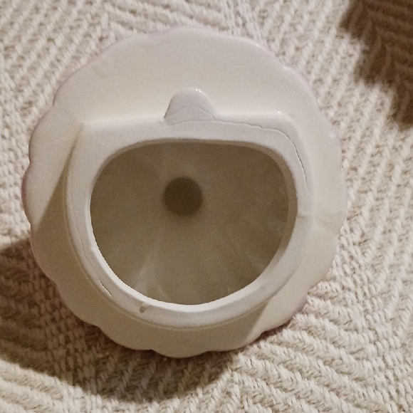 Elegant Pink and White Ceramic Teapot - Picture 10 of 13